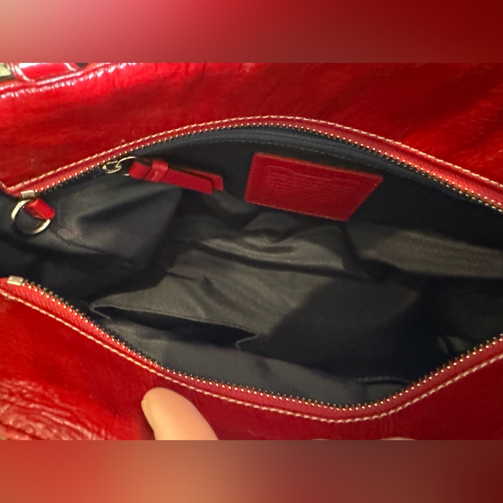 Coach - NWT Authentic Red Patent Leather Tote #13761 2009 Zipper Top Closure - Picture 10 of 11